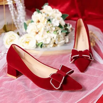 2023 Женская свадебная обувь Женские туфли с твердым заостренным носком Модные женские высокие каблуки Красные женские туфли на каблуке для вечеринок Новая свадебная обувь