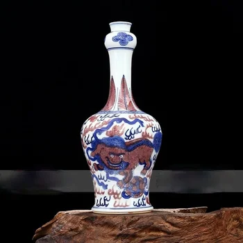 Folk Collection Qing Kangxi Ручная роспись Синяя и белая глазурованная красная KIRIN Cloud Pattern Колокольчатая ваза Античный фарфор