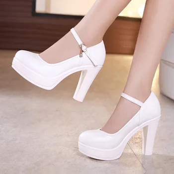 Женская обувь Классическая удобная пряжка насоса Офисная обувь Повседневная элегантная толстая белая мода на шпильке