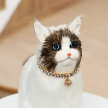 Ожерелье для домашних животных Изысканное сверкающее ожерелье со стразами и кошкой с китайским колокольчиком Регулируемый ошейник для домашних животных Полый резной для стильного