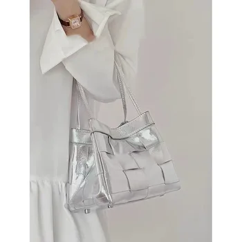  Плетеная сумка большой емкости 2022 Лето Новая женская сумка через плечо Модная пригородная сумка через плечо Сумка-тоут Сумка-ведро